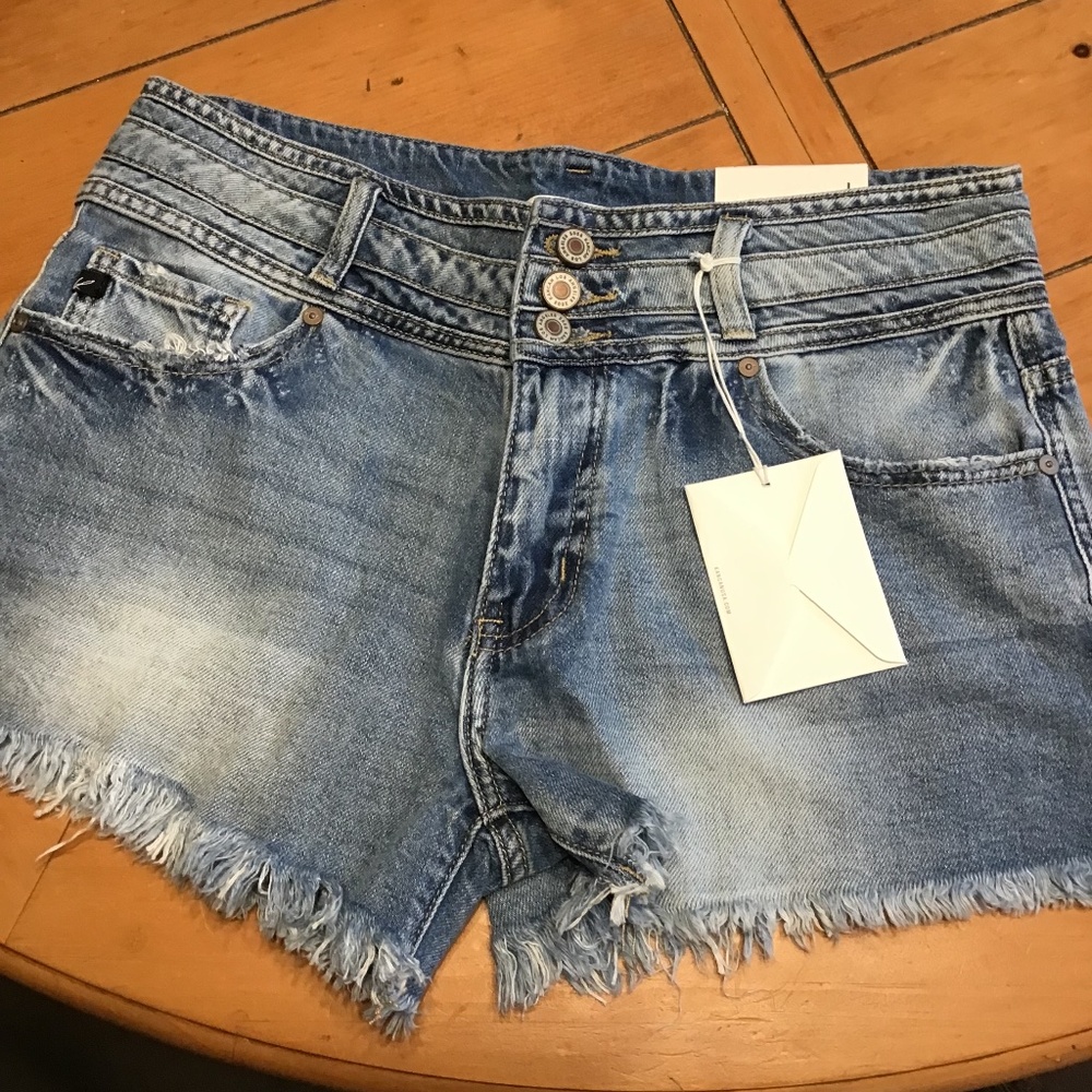 NWT Kancan shorts size large